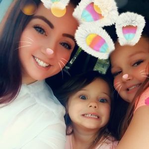 Meet your Posher, Danielle